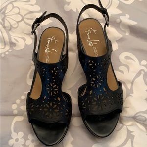 Franco Sarto wedges